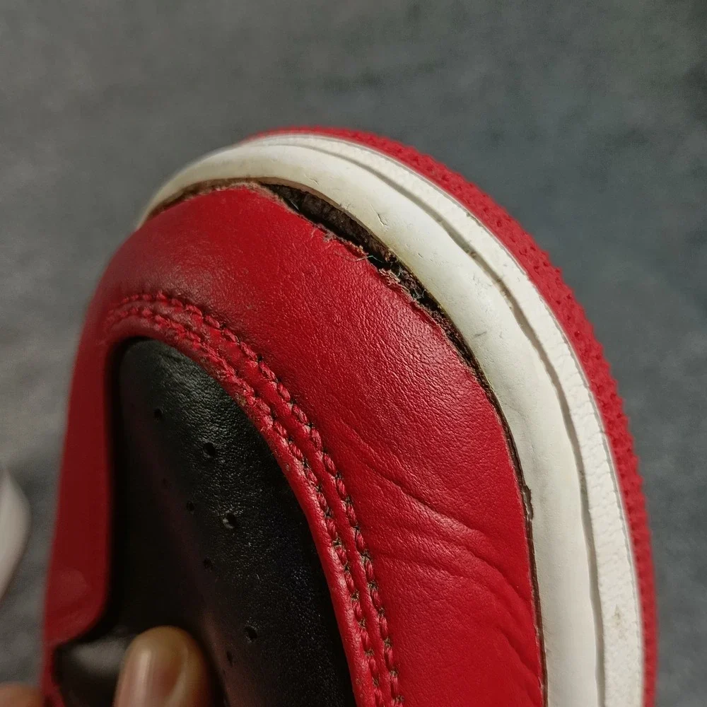 Nike Air Jordan 1 Mid Bred Men 8.5 Reverse Thrashed No Insoles No Laces Read